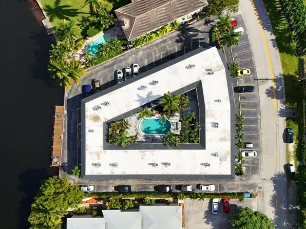 Riverview South Apartments, 901 NE 18th Ct #105, Fort Lauderdale, FL 33305