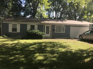 8705 E 92nd St, Kansas City, MO 64138