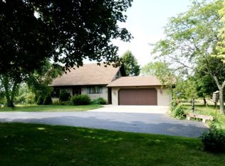 18502 Kvitek Rd, Denmark, WI 54208