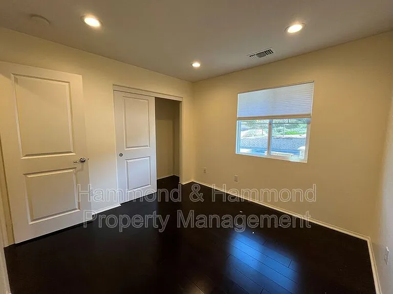 3806 Cayman Ct — Photo 13