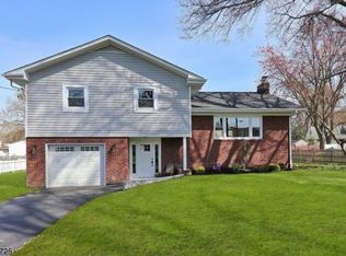 136 Willow Way, Clark, NJ 07066