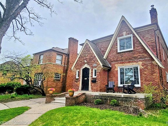 2nd image of 17511 Monica St
