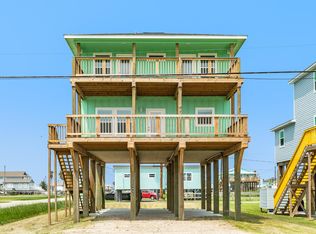 344 Thunder Rd, Freeport, TX 77541