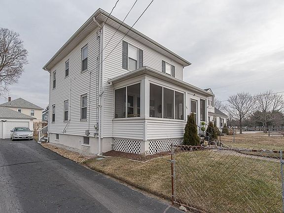 4th image of 166 Tangent St