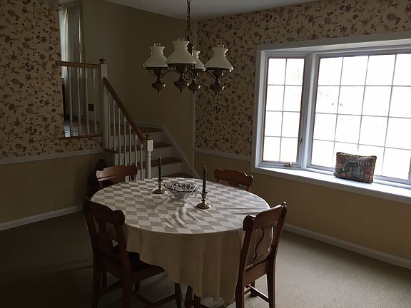 Formal dining room