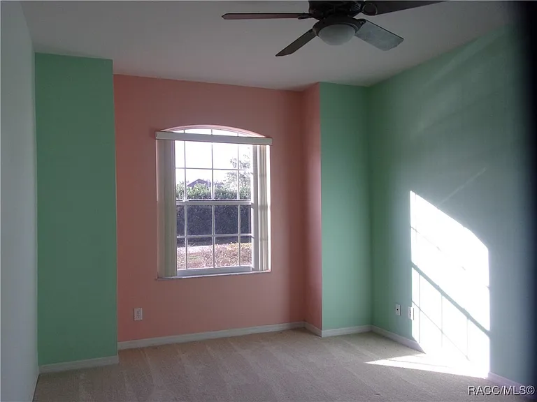 1933 W Shanelle Path — Photo 10