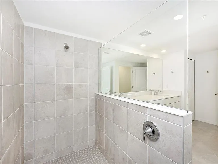17640 Boracay Ct #102 — Photo 29