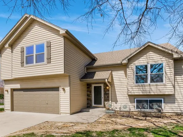 17396 W 158th Ter, Olathe, KS 66062
