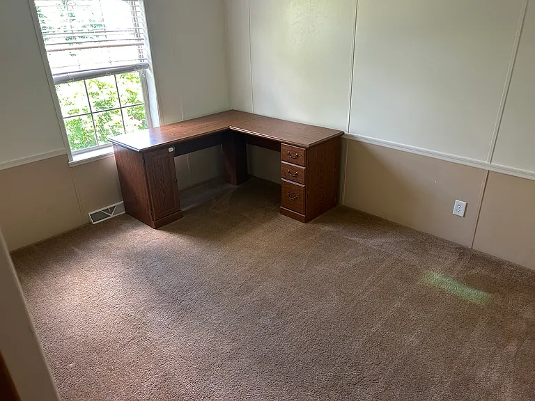 1499 W Wylie Ave — Photo 15