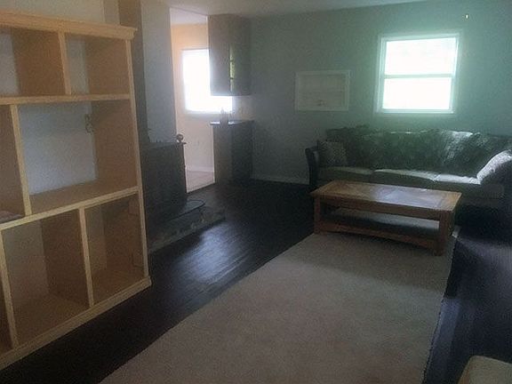 3rd image of 32044 2nd Ave