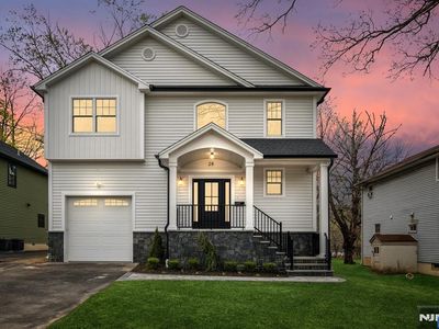 28 Avenue A, Mahwah, NJ, 07430