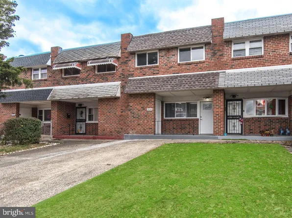 1428 Dondill Pl, Philadelphia, PA 19122