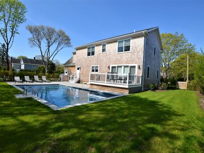 72 Depot Rd, Westhampton Beach, NY, 11978