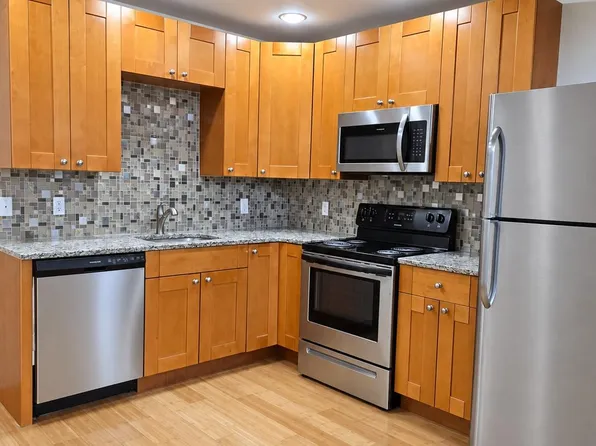 231 Reynolds Rd #11, Loch Sheldrake, NY 12759