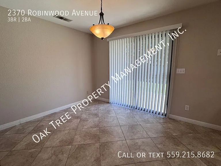 2370 Robinwood Ave — Photo 8