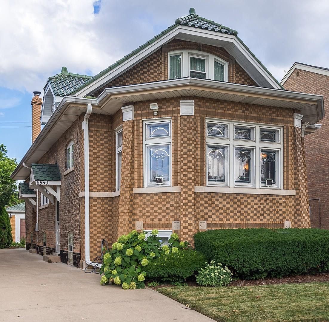 6943 Riverside Dr, Berwyn, IL 60402 Zillow