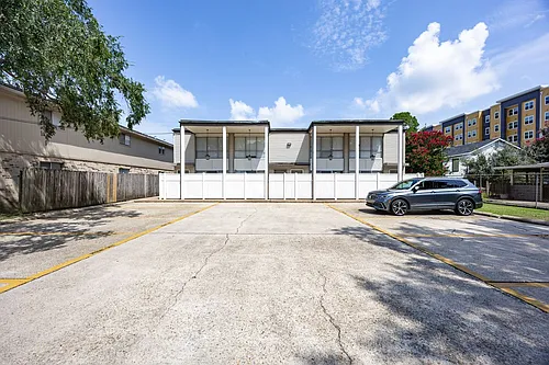 454 W Parker Blvd #A10 Photo 1