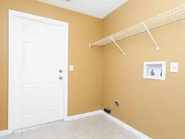 10828 Goldfish Cir — Photo 13