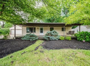 6861 Root Rd, North Ridgeville, OH 44039