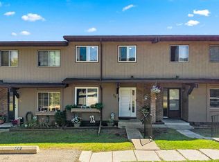 1055 W 72nd Ave NW #80, Calgary, AB T2K5S4