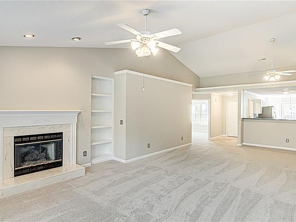 5th image of 2 Mansfield Cir