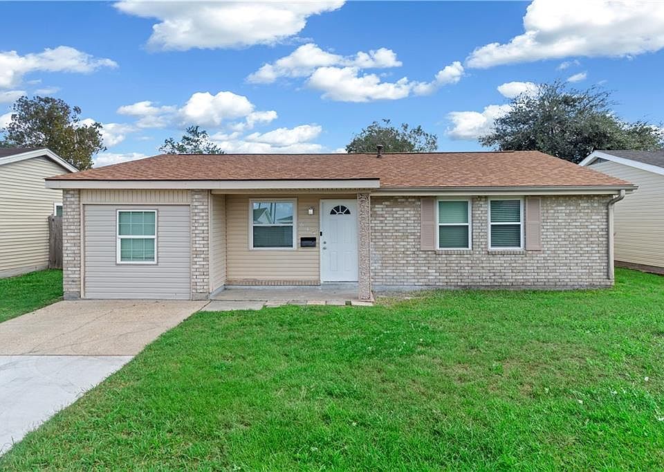 1st image of 645 Clinebrook Dr