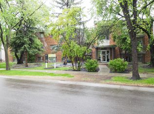 10712 University Ave NW, Edmonton, AB