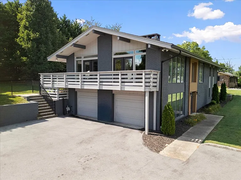 813 N Cedar Bluff Rd — Photo 38
