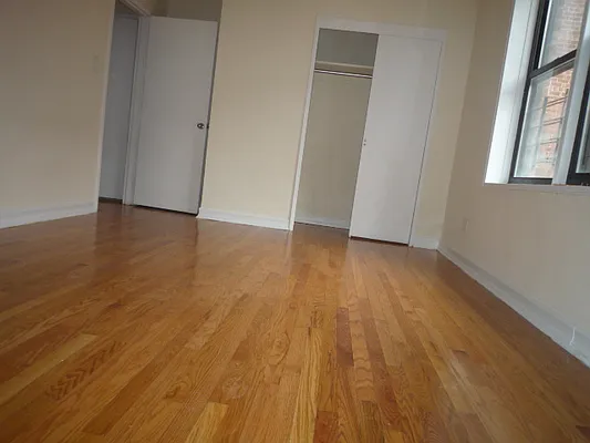 Rented by Kings & Queens | media 21