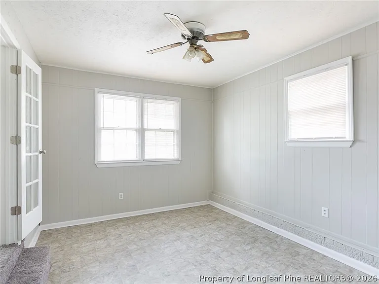 6714 Seaford Dr — Photo 8