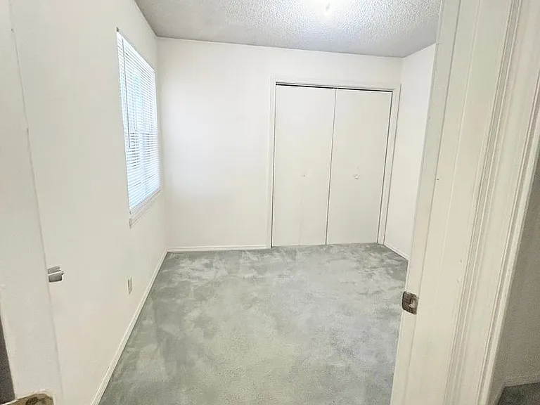 1710 E 24th Ave — Photo 7