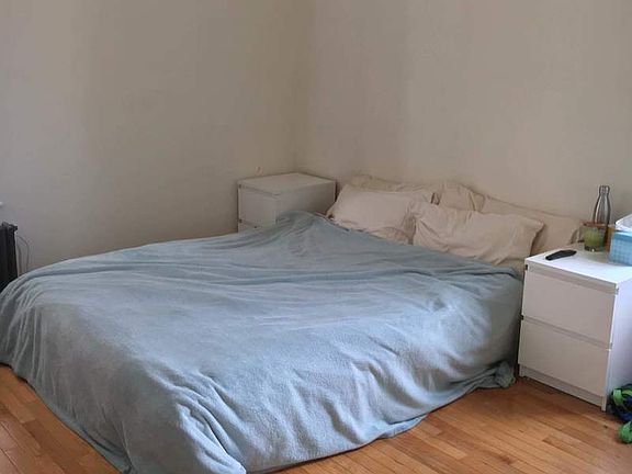 4th image of 3114 34th St APT 14