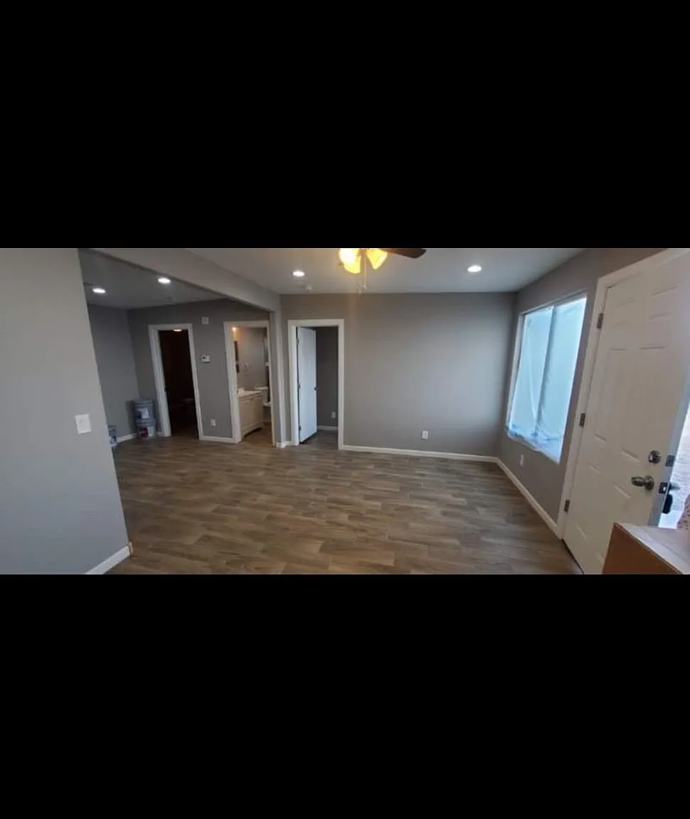 2 bed, 1.5 bath, 800 sqft, $1,950 — Photo 3