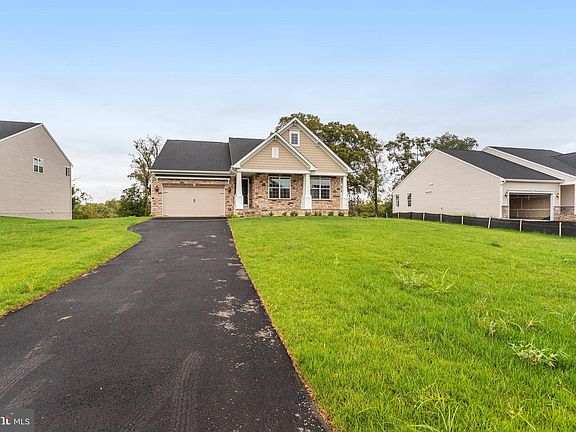 3rd image of 1723 Legacy Ln Lot 381