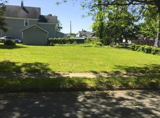 459 Oak St, Elmira, NY 14901