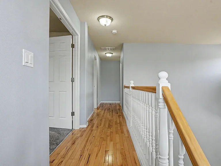 305 Casting St SE — Photo 25