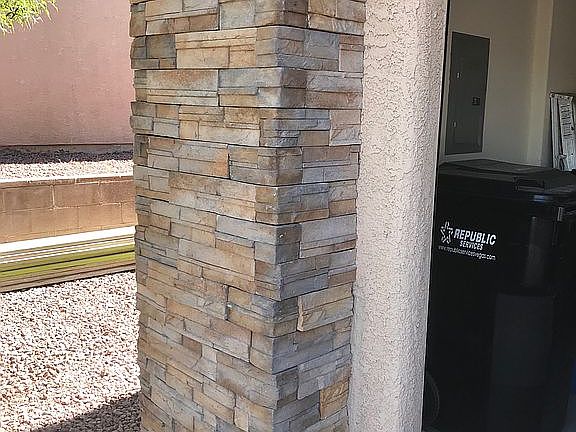 Stone veneer