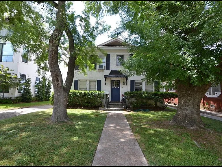 1517 Bonnie Brae St #4 — Photo 4