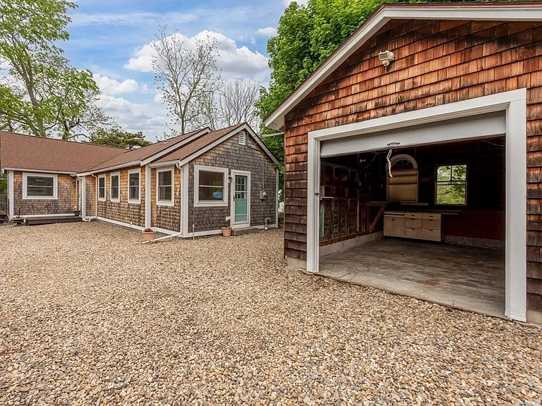 8 Hideaway Pl — Photo 15