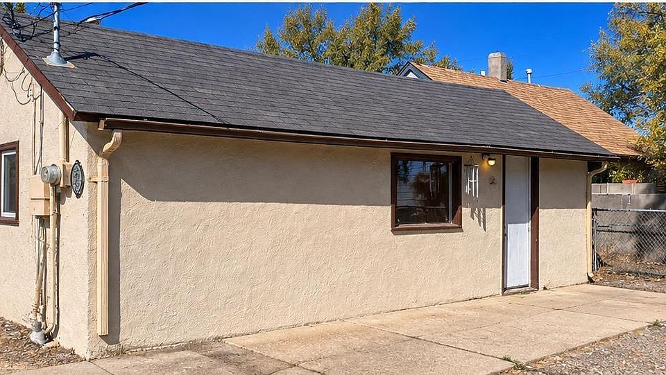 2nd image of 306 S Pine St