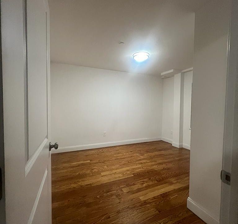 2nd image of 3531 Bruckner Blvd #3C