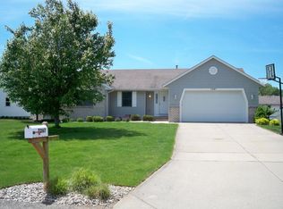 7267 Pine Aire Ct, Jenison, MI