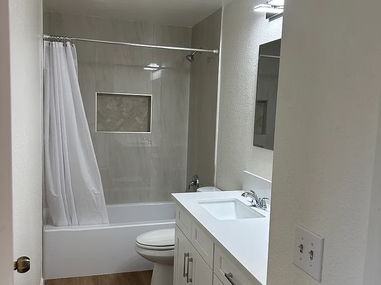 1805 Palo Alto Cir — Photo 10