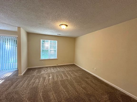 hickorylaneliving_08132024