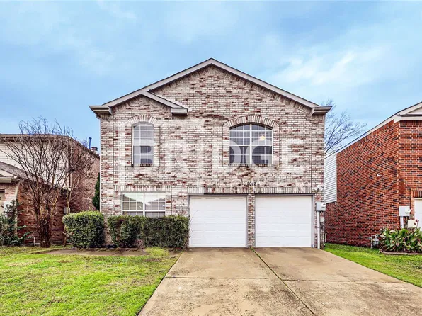 2042 Cardinal Ln, Lewisville, TX 75077