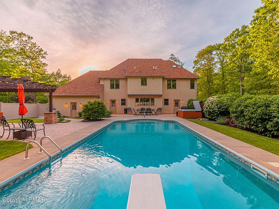 38 Saddle Creek Dr, Mount Bethel, PA 18343 Zillow