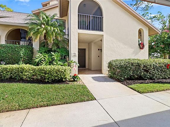 3rd image of 191 Fox Glen Dr #1