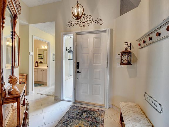 4th image of 6071 Floral Lakes Drive