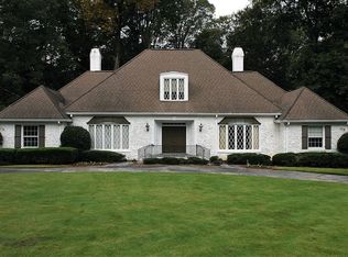 1898 Castleway Ln, Atlanta, GA