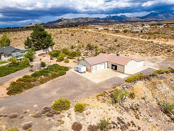 4th image of 3232 Hualapai Mountain Rd